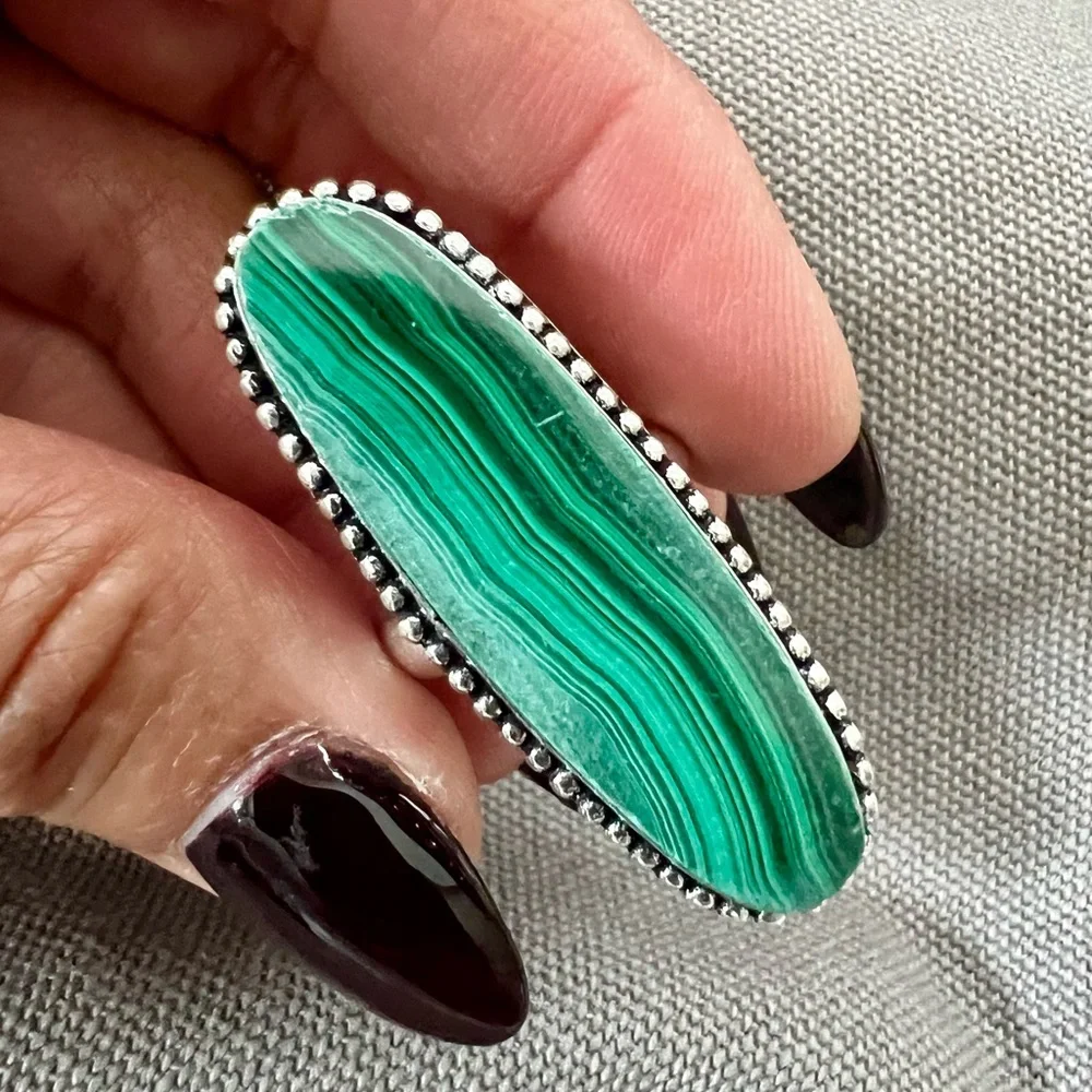 925 Long Elegant Malachite Ring 7.5 - Picture 9 of 13